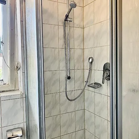 بيت ضيافة Gaestehaus Hohe Tannen 3*