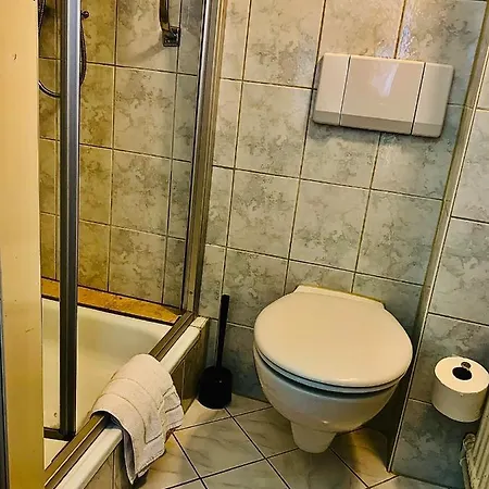 Gaestehaus Hohe Tannen 3* جارمش بارتنكيرشن
