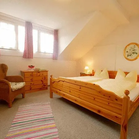 Gaestehaus Hohe Tannen 3* جارمش بارتنكيرشن