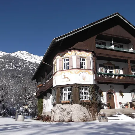 Gaestehaus Hohe Tannen Maison d'hôtes 3*