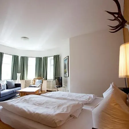 Gaestehaus Hohe Tannen Maison d'hôtes 3*