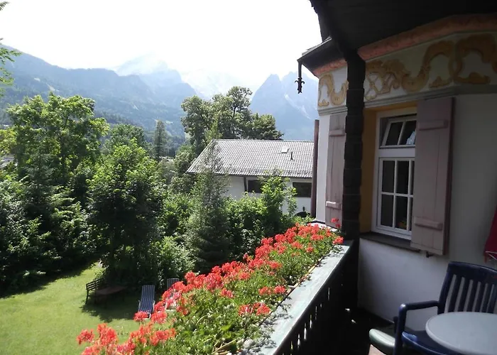 Gaestehaus Hohe Tannen Guest house 3*
